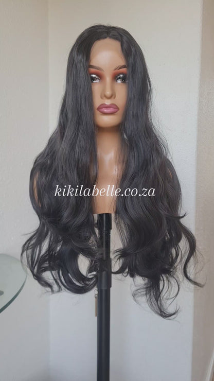 Malkia - 28" - Human hair blend - Black wavy